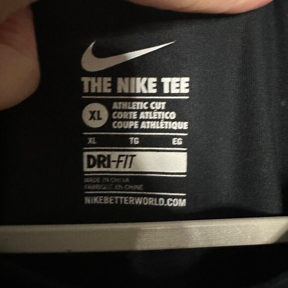 Nike Dri-Fit Lebron James Tee Athletic Cut Constellation Leo the Lion Black XL - Picture 4 of 6